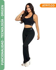 Conjunto Deportivo Mujer: Leggings Bota Campana Tiro Alto y Top | At + Fit Sport
