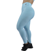 Leggins deportivo mujer bolsillo lateral azul celeste At Fit Sport Colombia