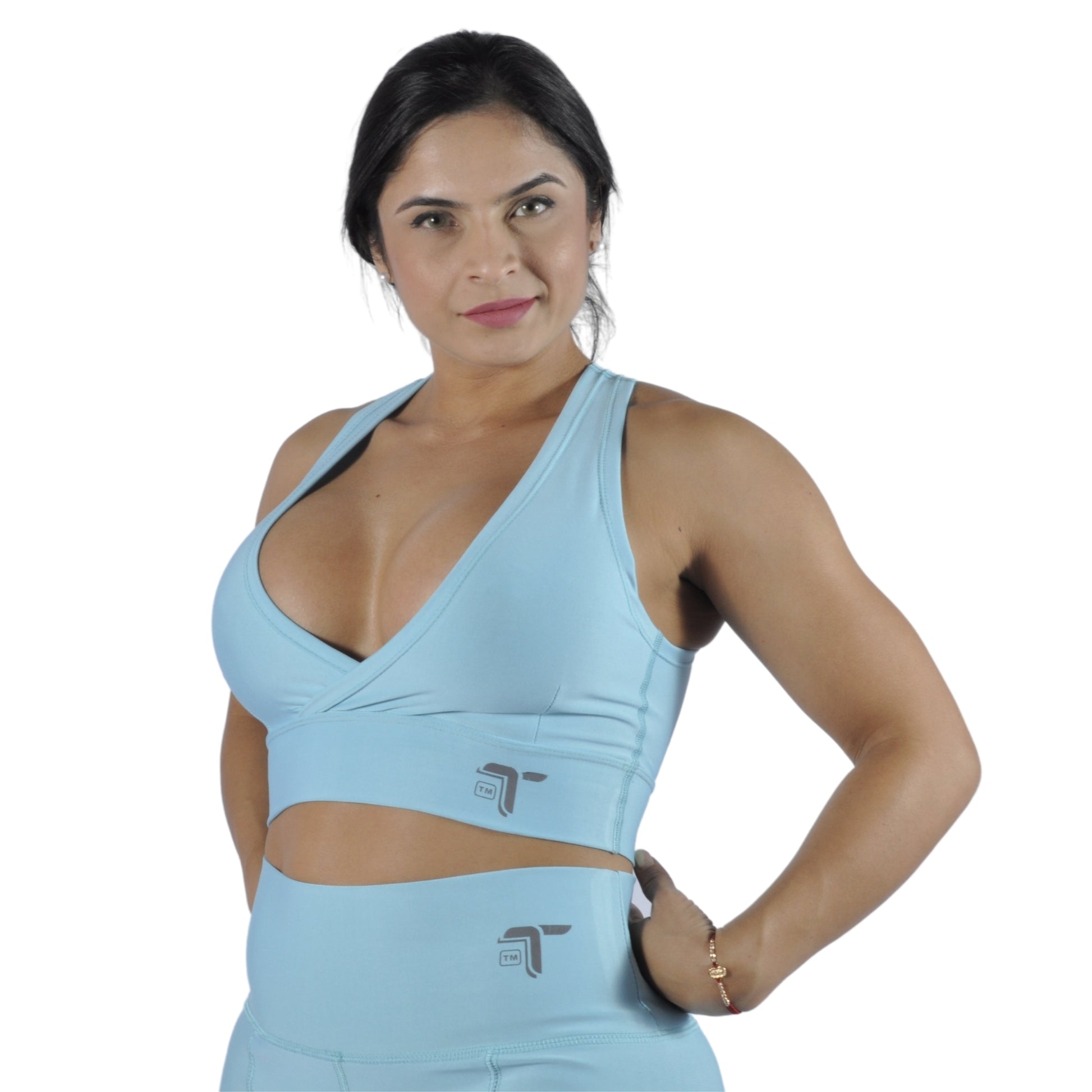 Top Deportivo Mujer - Tirantes Cruzados Ibis I Fit Sport Azul Celeste - At Fit Sport Colombia #