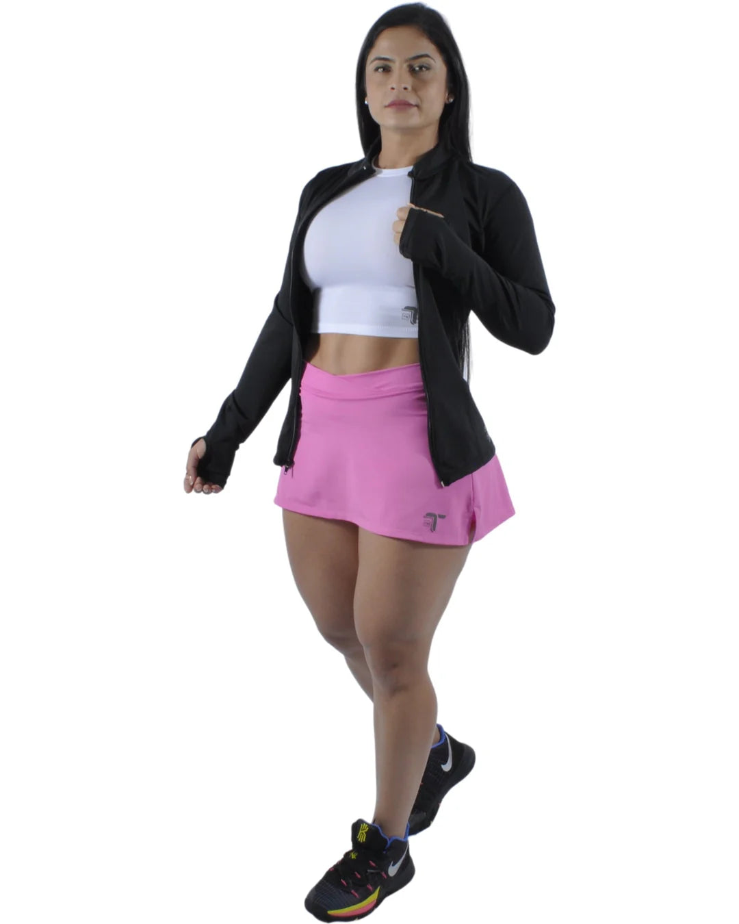 Crop Top Deportivo Mujer Madeira Manga Corta: blanco look completo — At Fit Sport Colombia