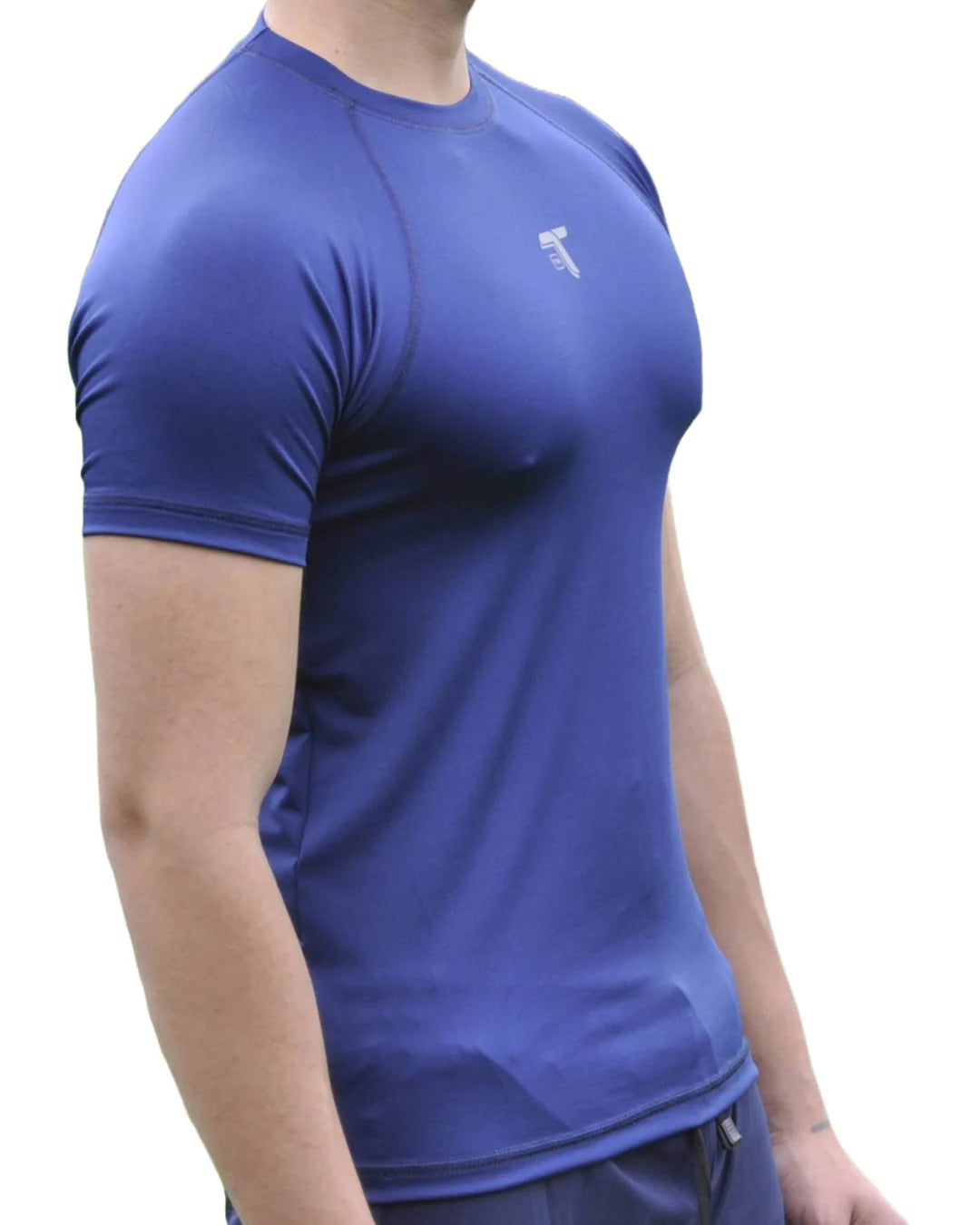 Camiseta Deportiva Hombre Manga Ranglan Transpirable: azul tres cuartos — At Fit Sport Colombia