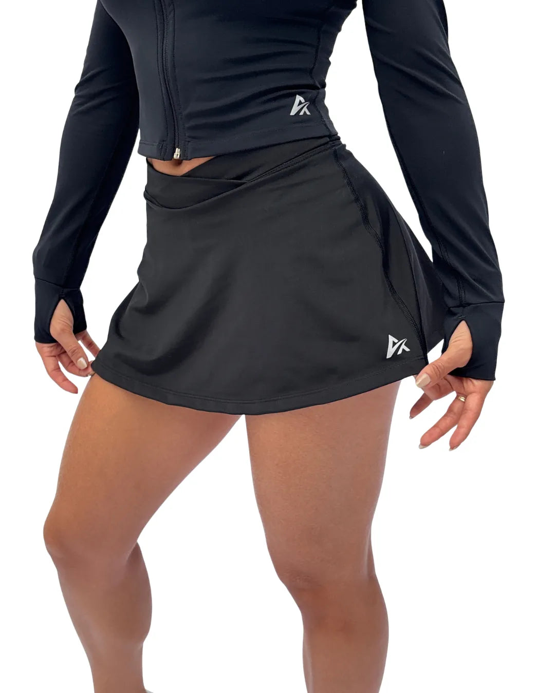 Falda short deportiva Elipse negra 2-en-1 con short interno - At Fit Sport Colombia